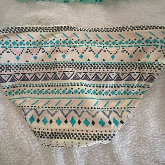 Girls size 8 Malibu Design Group turquoise/beige color Southwest design bikini - Picture 6 of 11